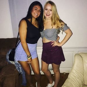 Meet your Posher, Danielle